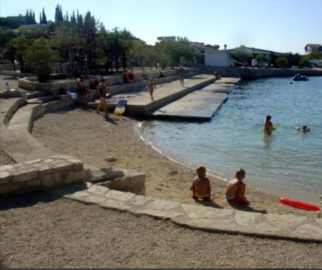 Apartmani Sunce سفيتي بيتار المظهر الخارجي الصورة