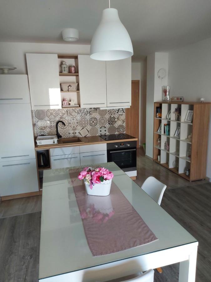 Apartmani Sunce سفيتي بيتار المظهر الخارجي الصورة